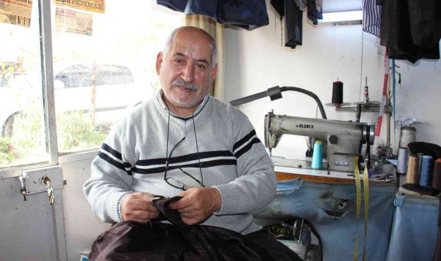 Yarım asır önce eline aldığı iğne ve ipliği bir daha bırakamadı