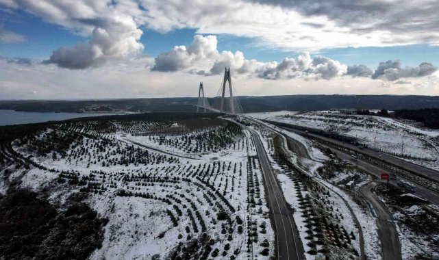 Yavuz Sultan Selim Köprüsü'nde kar manzarası