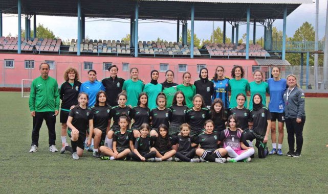 Yeni sezon öncesi Kocaeli Kadın FK'nın grubu belli oldu