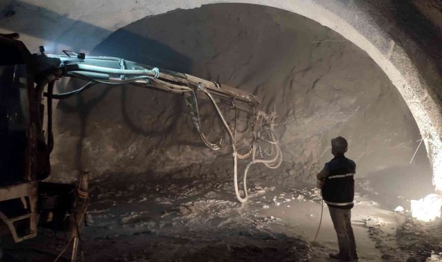 Yeni Zigana Tünelinde ışığa 90 metre kaldı