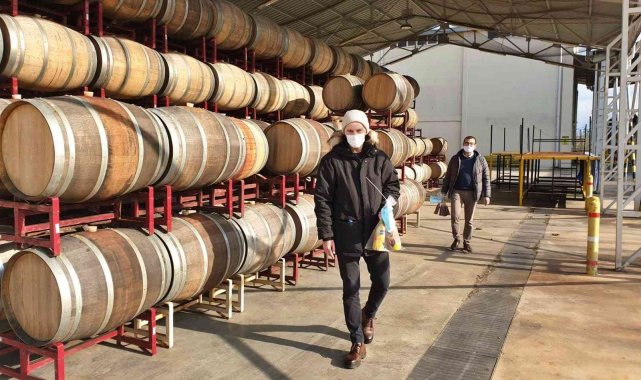 Yılbaşı öncesi sıkı denetim: Şarap fıçıları dizildi