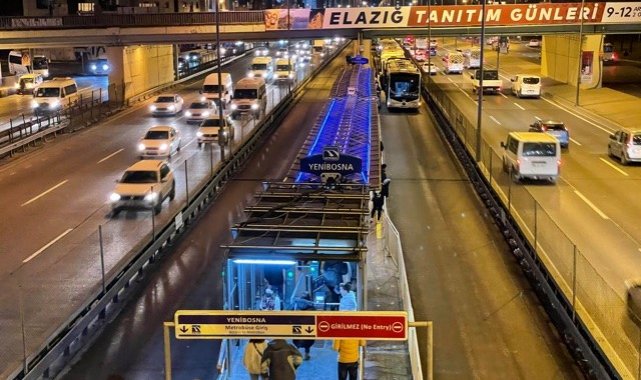 Yine metrobüs arızası: Vatandaş isyan etti