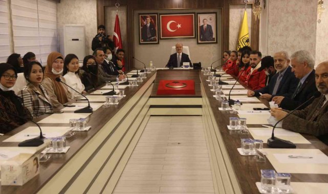 YÖK Başkanı Özvar: "Türkiye, çeyrek milyon uluslararası öğrencimize ev sahipliği yapıyor"