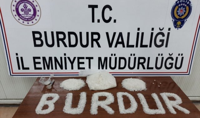 Yolcu otobüsünde 1 kiloya yakın uyuşturucu ile yakalandı