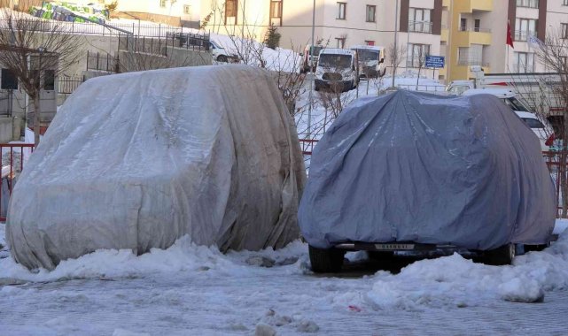 Yüksekova'da dondurucu soğuklar