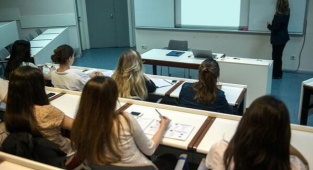 Yüz yüze eğitime ara verilecek mi? Milli Eğitim Bakanı Özer'den flaş açıklama...