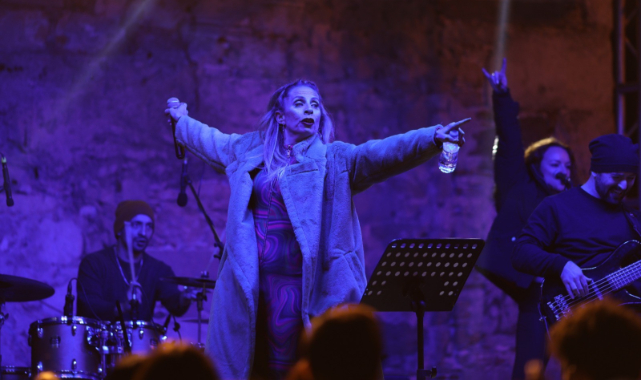 Zeynep Casalini Bodrum&#039;u coşturdu