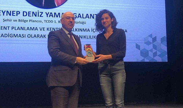 Zeytinburnu&#039;nda Kent Çalışmaları Ödülleri sahiplerini buldu