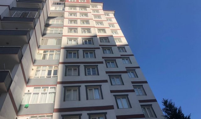 10. kattan düşen 12 yaşındaki çocuk hayatını kaybetti