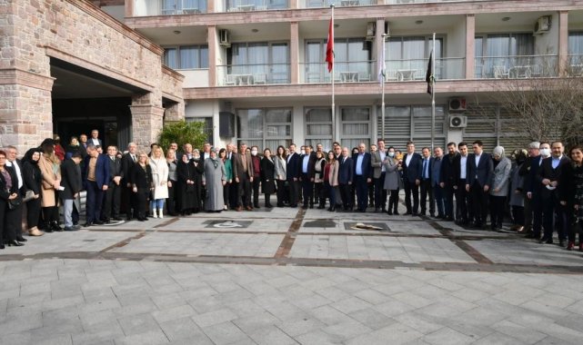 10 Ocak İdareciler Günü Ayvalık'ta kutlandı