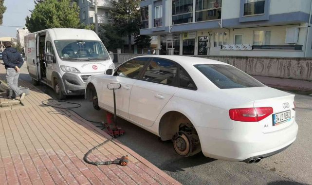 13 aracın lastiklerini kesen şahıs psikiyatriye sevk edildi