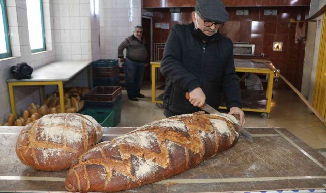 15 kiloluk balina ekmeğe yoğun ilgi