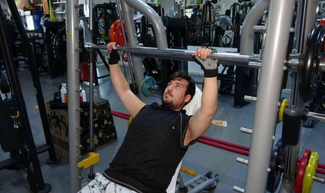 156 kiloluk doktor adayı, hastalara daha iyi hizmet vermek için 8 ayda 50 kilo verdi