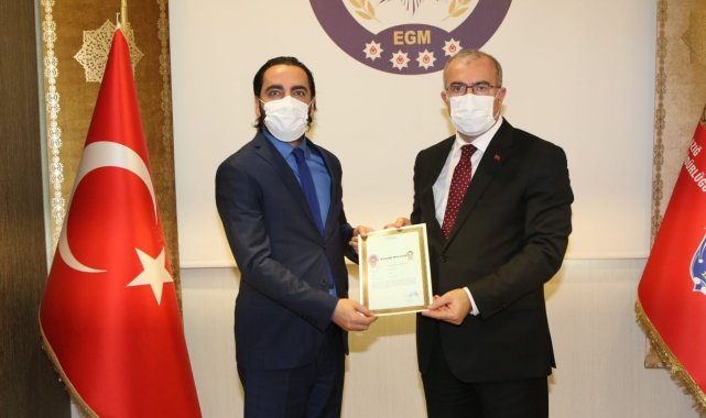 18 yıllık cinayeti aydınlatan ekibe başarı belgesi verildi