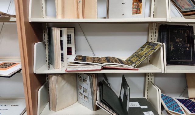 1900'lü yıllarda elle yazılan tezler akademik çalışmalara örnek oluyor