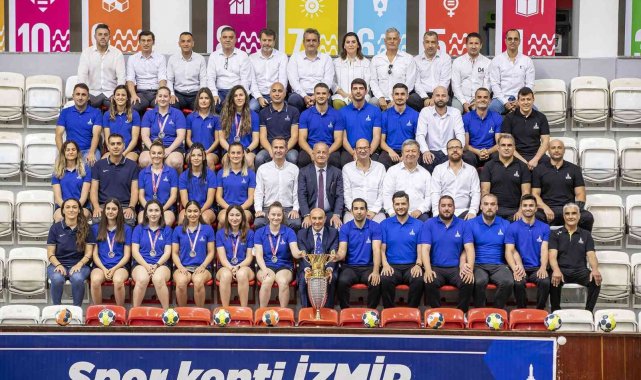 2021 İzmir'in 'Altın' yılı oldu