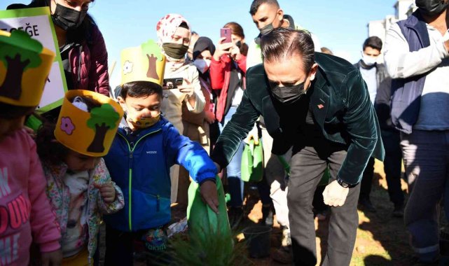 2021 yılında, Tuzla'ya 11 bin metrekare yeni yeşil alan kazandırıldı