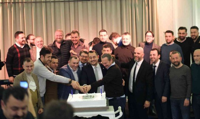 224 Bursa ve Bursaspor Gönüllüleri Derneği'nin yeni başkanı Mustafa Kemal Şençayır oldu