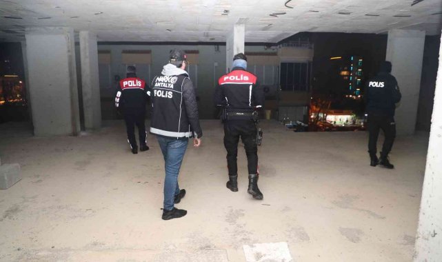 225 polisle 'Huzurlu Sokaklar' uygulaması