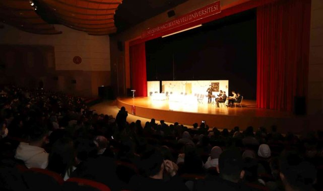 'Düğün' NEVÜ'de sahnelendi