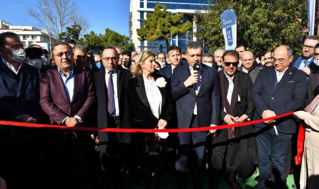 &#039;Esenyurt Edebiyat ve Sanat Festivali&#039; kapılarını açtı