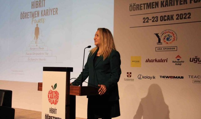 &#039;Hibrit Öğretmen Kariyer Fuarı&#039; başladı