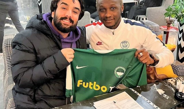 41 yaşındaki Yattara yeşil sahalara geri dönüyor