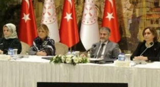 5 Saati Aşan Ekonomi Zirvesi Sona Erdi.