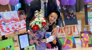 6 yaşında ilk resim sergisini açtı