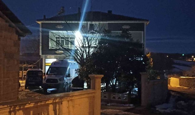 81 yaşındaki kadın çatı katında asılı bulundu