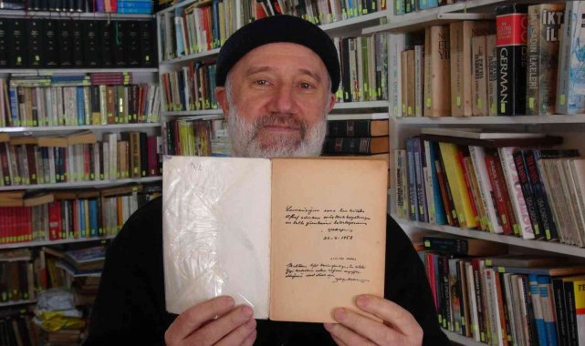 84 yıllık kitabın arasından çıkan 64 yıllık imzalı ithaf