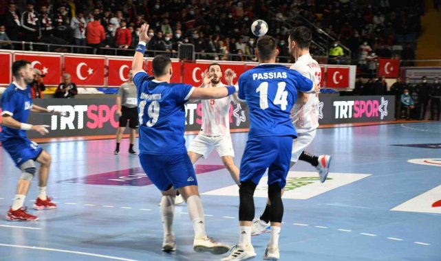 A Milli Erkek Hentbol Takımı'nın hedefi Kıbrıs Rum Kesimi'ni mağlup etmek