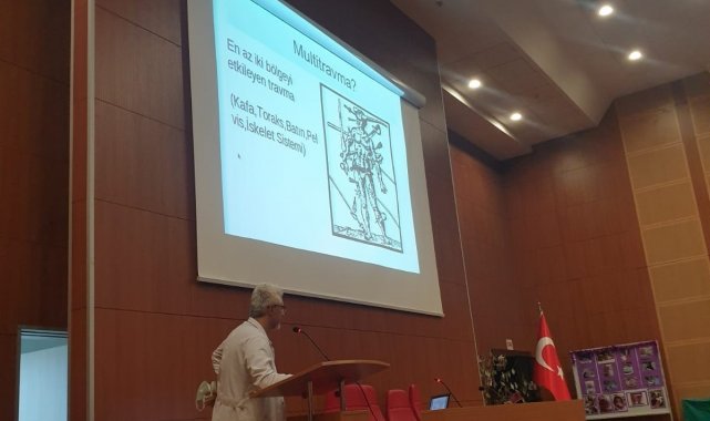 Acil Servis personeline 'Trafik Güvenliği' eğitimi verildi