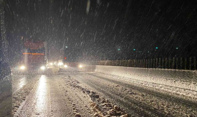 Adana - Ankara Otoyolu'nda ulaşım yeniden sağlanmaya başladı