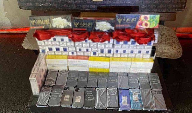 Adana'da 66 kaçak cep telefonu ele geçirildi
