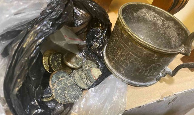 Adana'da Roma dönemine ait sikke ve objeler ele geçirildi