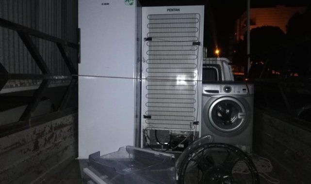 Adana'da yazlık evden 100 bin TL'lik eşya çalan hırsızlar yakalandı