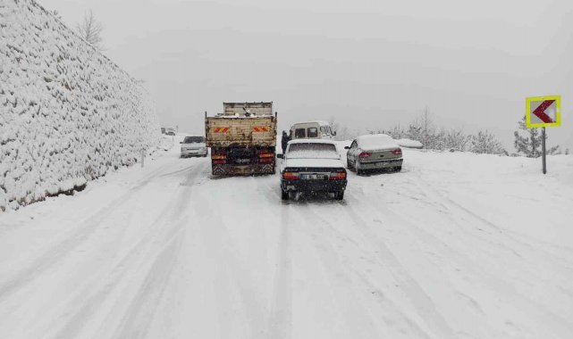Adana'nın kuzeyinde kar sevinci