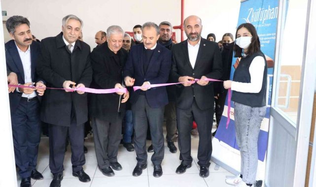 ADİMDER Kütüphane kurdu