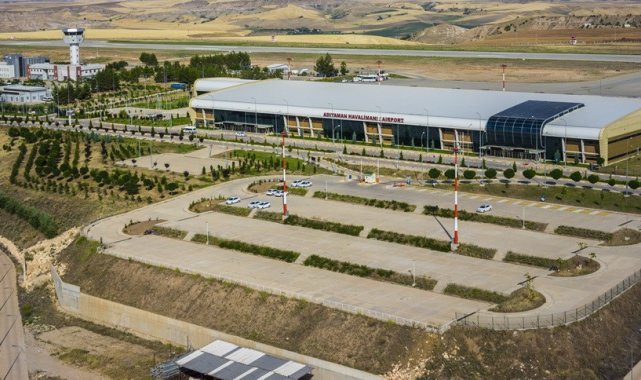 Adıyaman&#039;da bin 341 uçak trafiği yaşandı