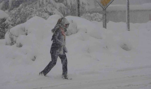 Adıyaman'da yoğun kar yağışı başladı