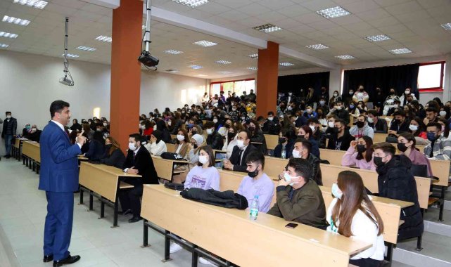 ADÜ Rektörü Aldemir, Nazilli MYO ve Nazilli Sağlık Hizmetleri MYO öğrencileri ile bir araya geldi