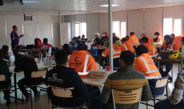 AFAD arama kurtarma eğitimlerini sürdürüyor