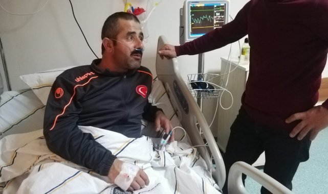 Afganlı çocukları yangından kurtarıp oksijen maskesini verdi, kalp krizi geçirdi