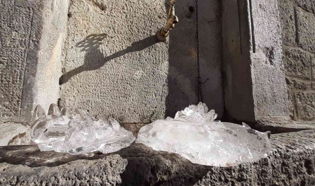 Afyonkarahisar adeta buz tuttu