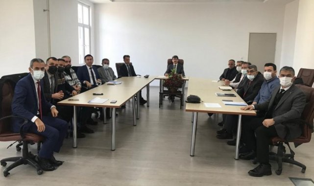 Afyonkarahisar'da eğitimciler öğrencilerin sınavlardaki başarılarını arttırmak için toplandı