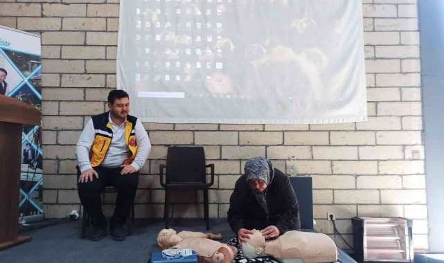 Afyonkarahisar'da kadınlara ilkyardım eğitimi
