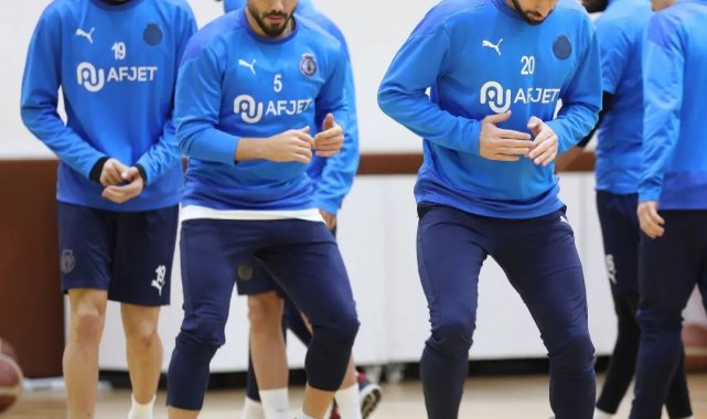 Afyonspor antrenmanı fitness salonunda yaptı