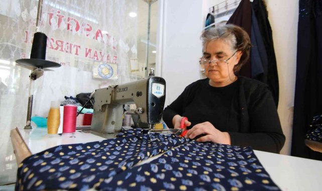 Ahi Çarşısı'nın en yaşlı kadın terzisi çırak bulamıyor
