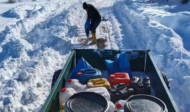 Ahırlar susuz kaldı